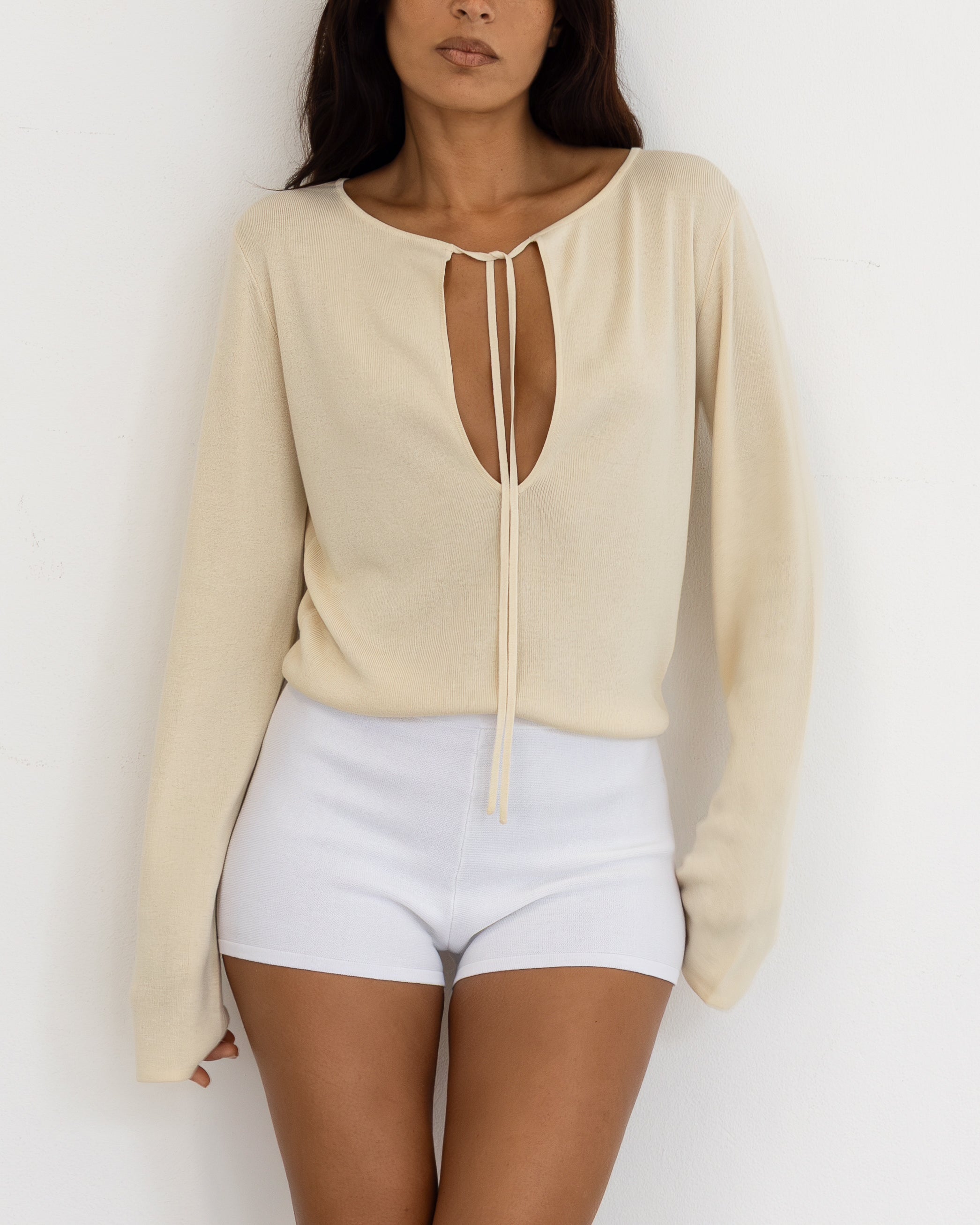 トップス luca stitch tops LUCA TOP BUTTER – THE ISLA